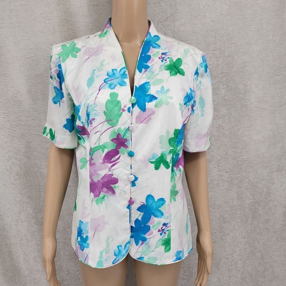 Adrianna Papell White Floral Short-Sleeve Button blouse/blazer
